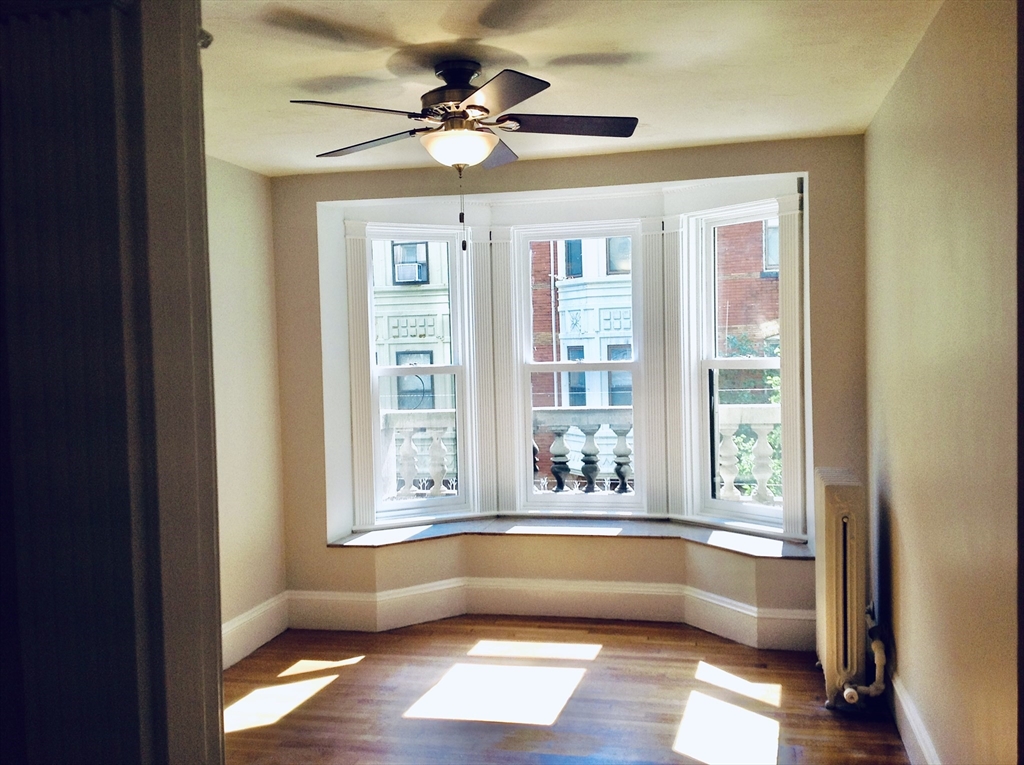 8 Garrison St, Back Bay