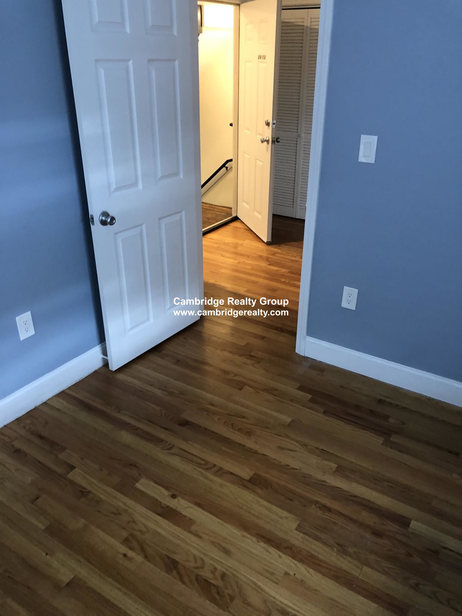 214 Green St, Cambridgeport