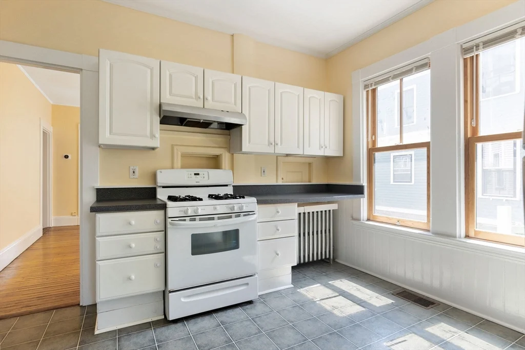 343 Pearl St, Cambridgeport