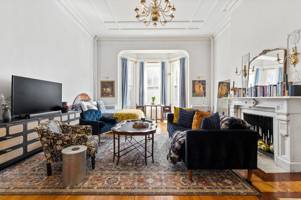 171 Beacon St, Back Bay