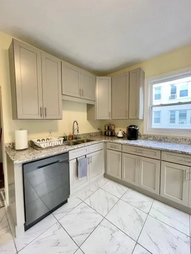 11A Bowdoin Ave, Dorchester