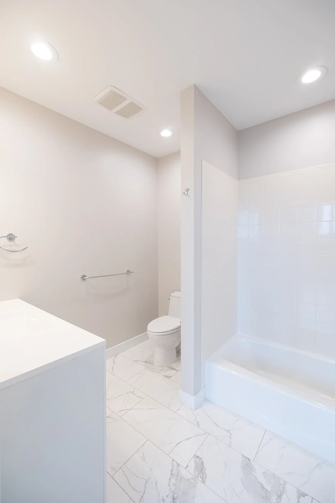 490 Harrison Ave, South End