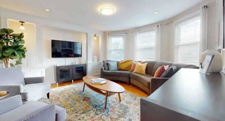 129 Bunker Hill St, Charlestown
