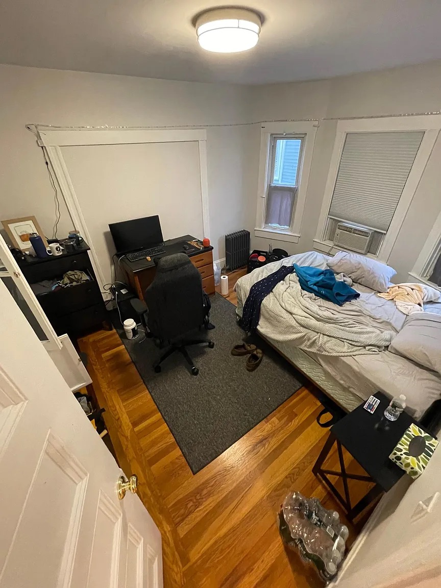 45 Bowdoin St, Tufts University