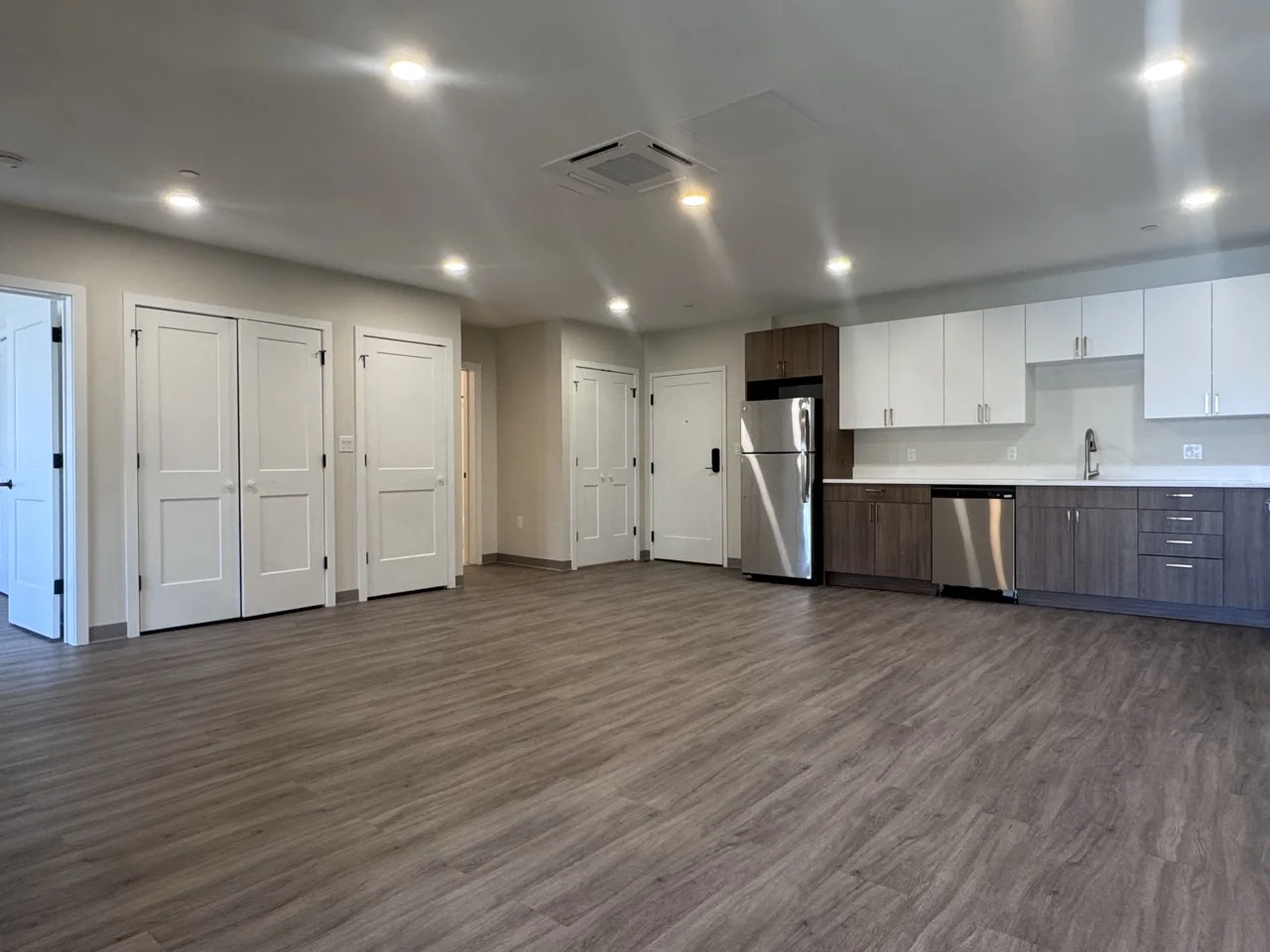 375 Cummins Highway, Hyde Park