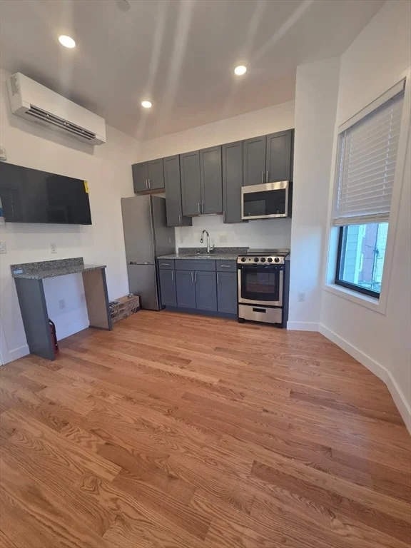 165 Hawthorne, Chelsea