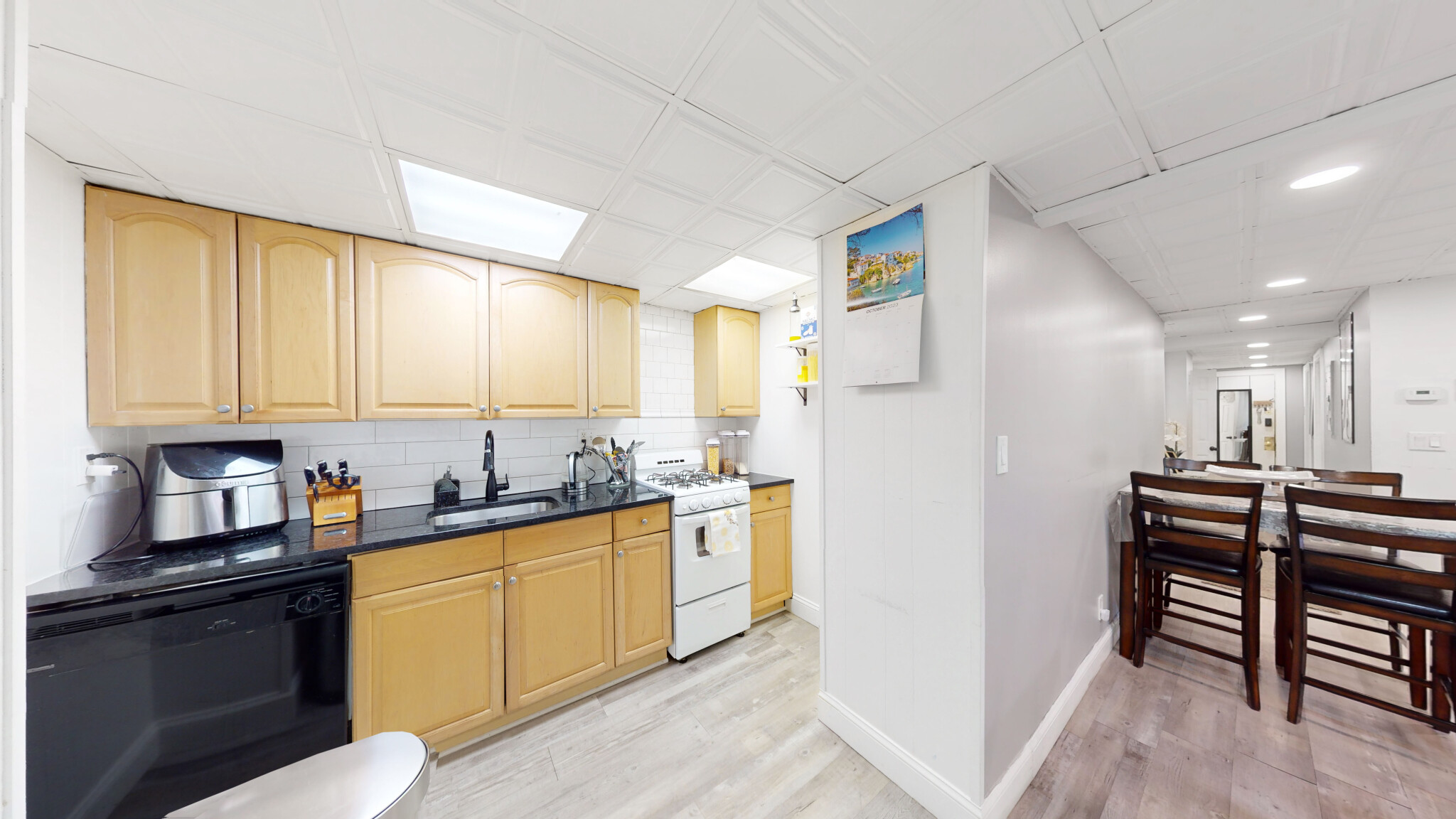 15 Glenville Ave, Allston