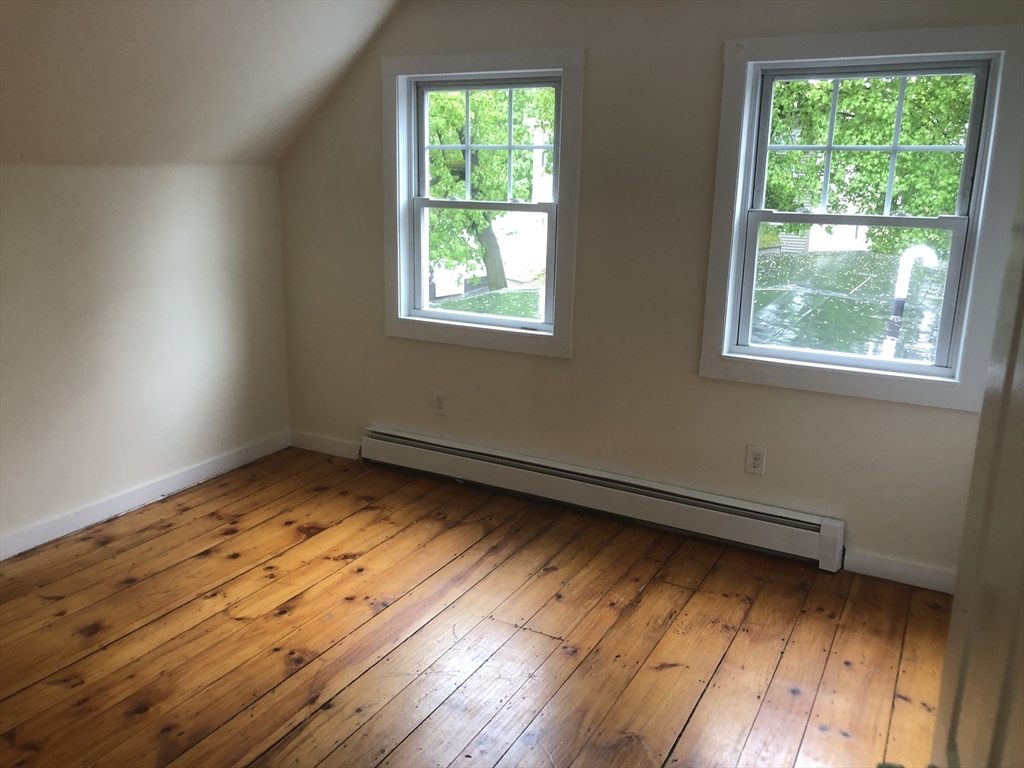 66 Pacific St, Fitchburg