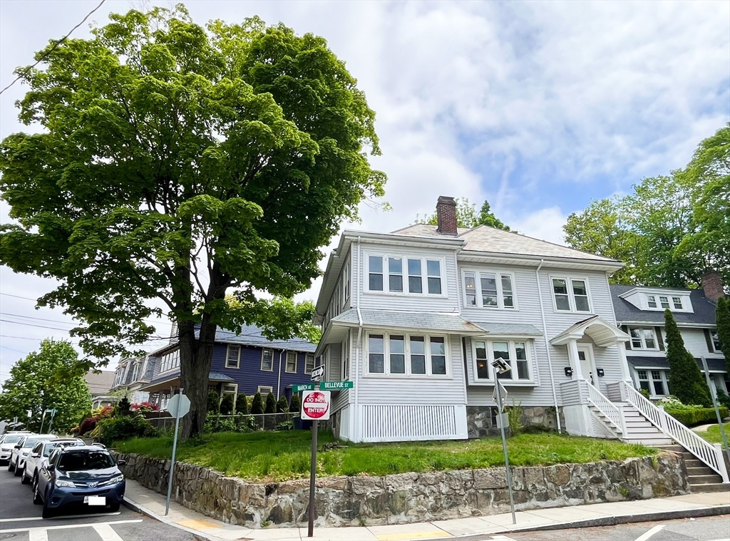 44 Bellevue St, West Roxbury