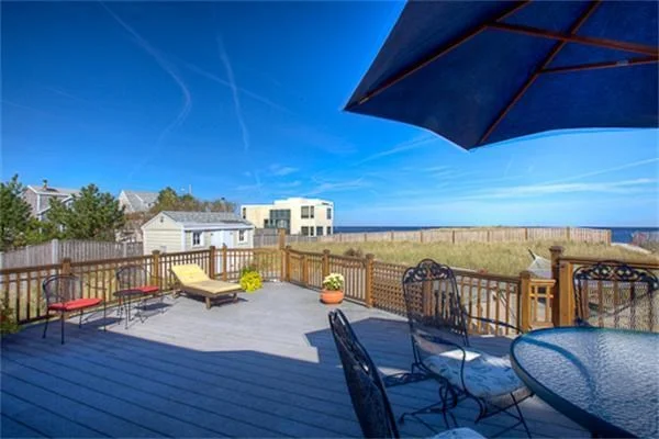 23 53rd, Plum Island