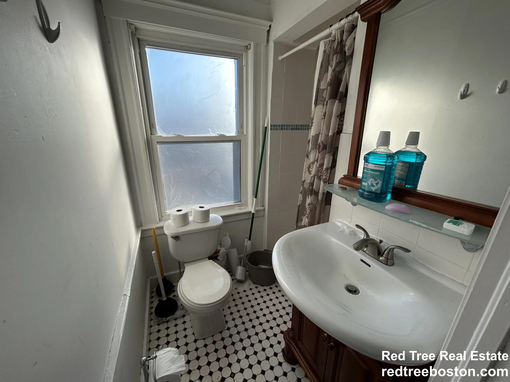235 Commonwealth Ave, Chestnut Hill
