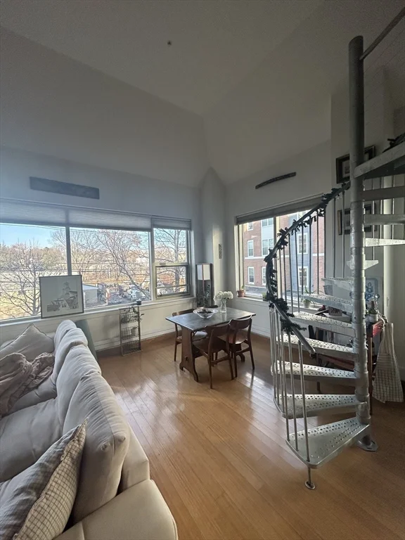 290 Pleasant St, Watertown