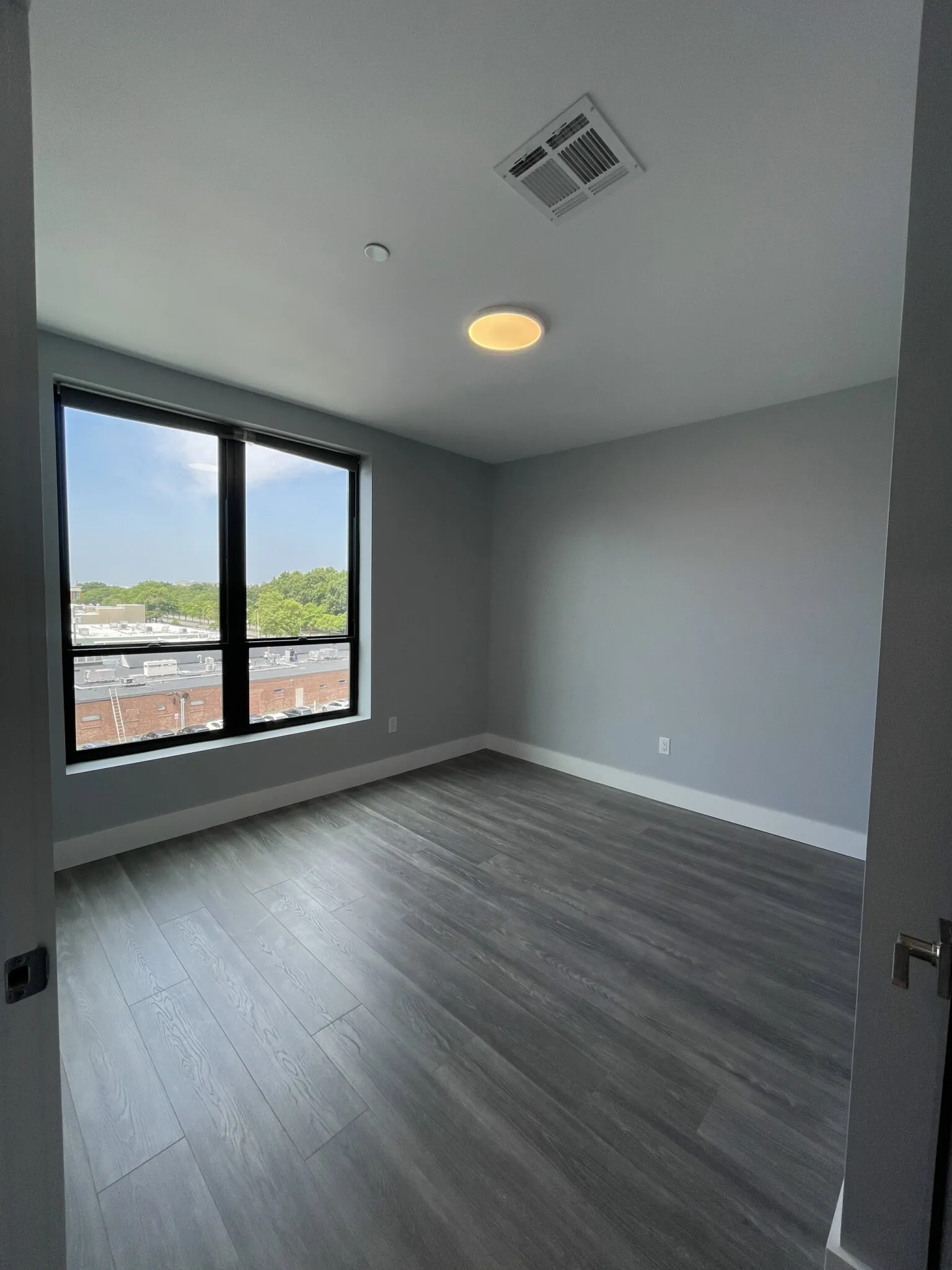 365 Western Ave, Brighton