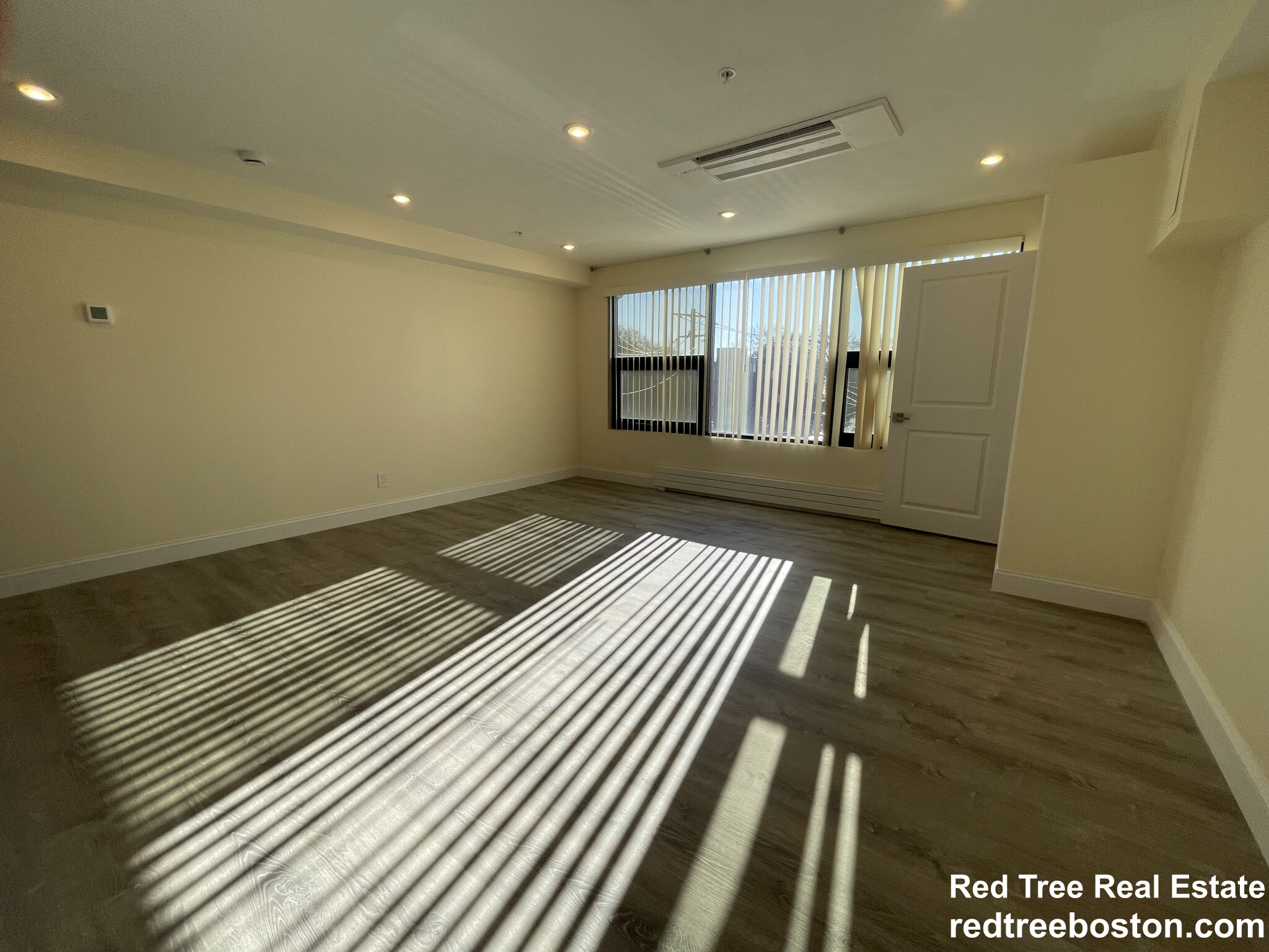 1028 Commonwealth Ave, Boston