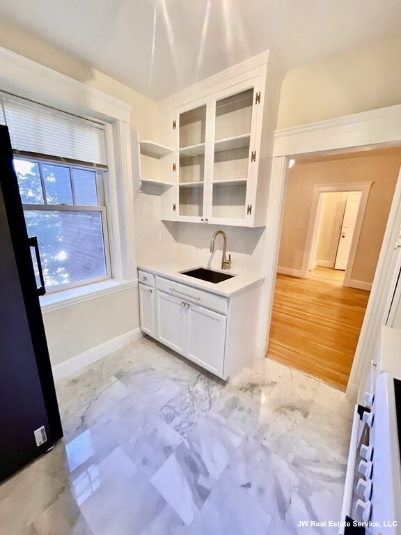 1697 Cambridge St, Mid-Cambridge