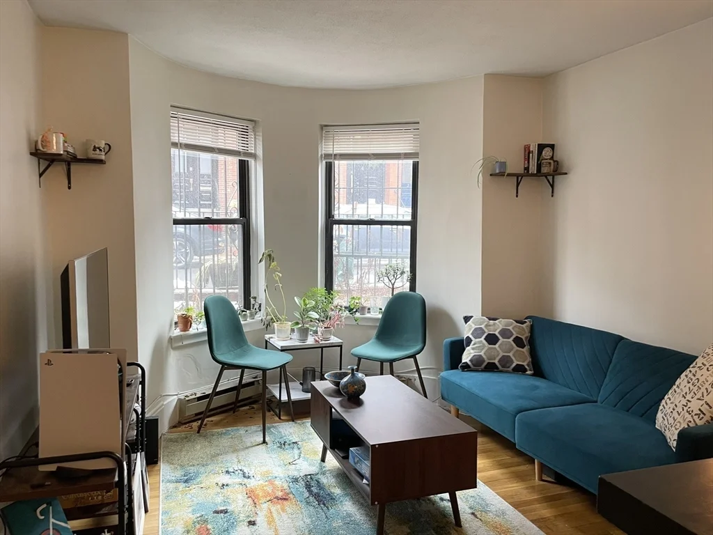 5 Cazenove, South End