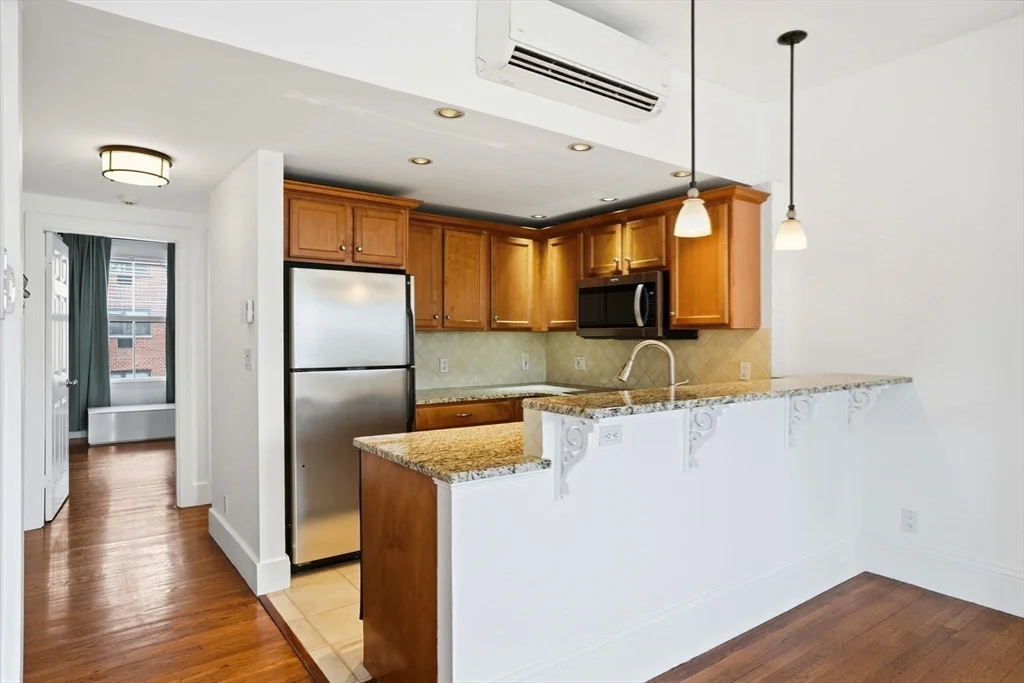 191 Warren Ave, South End