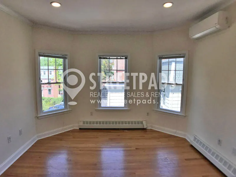 65 Langdon St, Neighborhood Nine