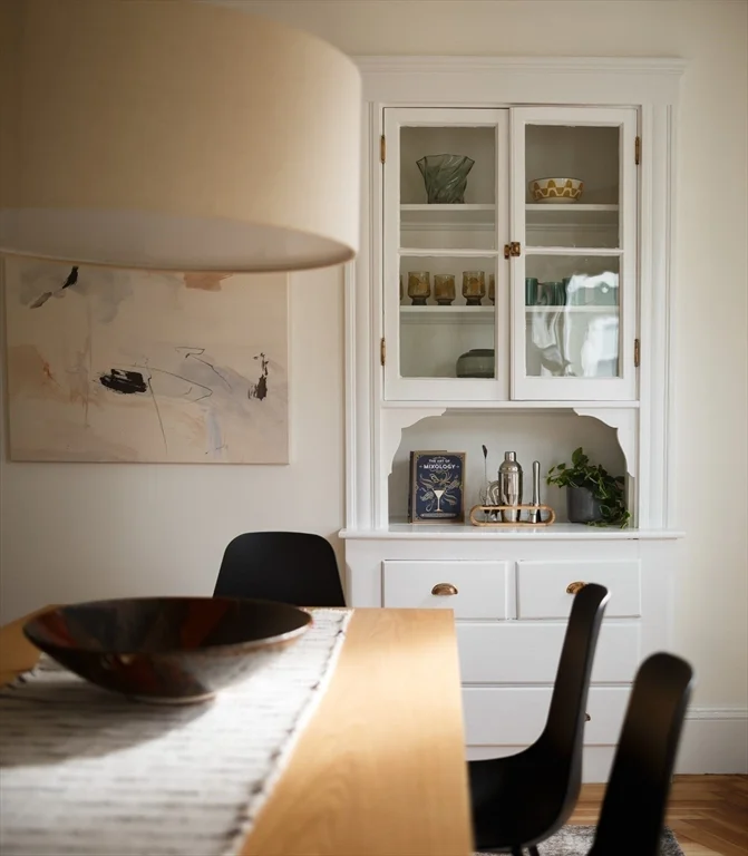 250 Walden, Neighborhood Nine