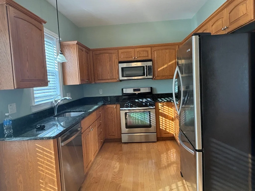 501 Autumn Ridge Dr, Ayer