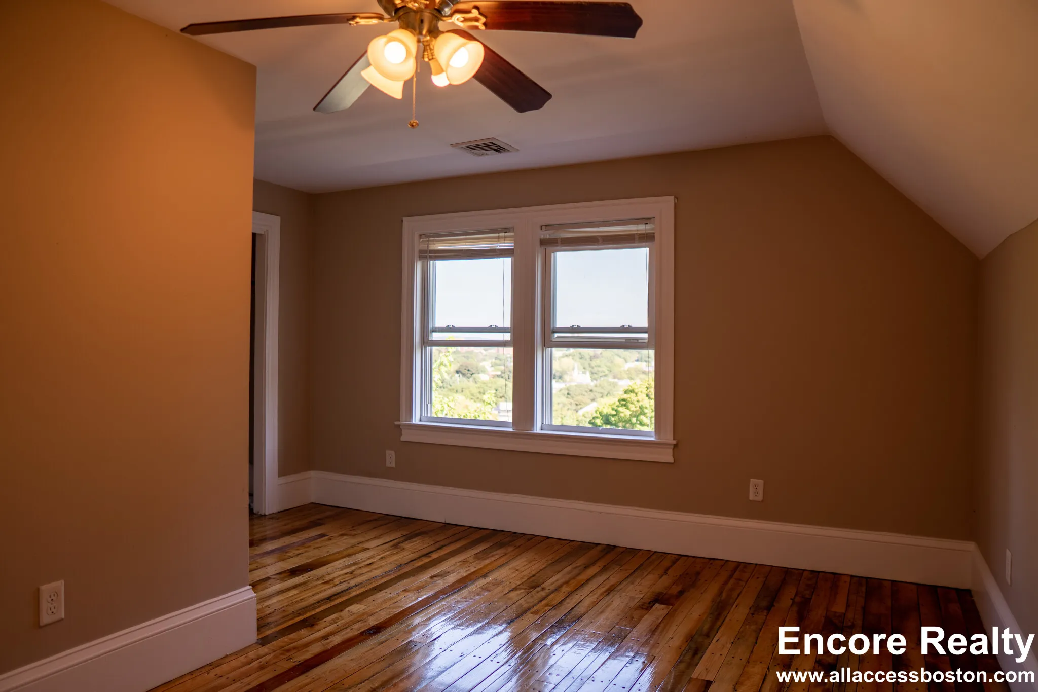 1 Parker Hill Ter, Mission Hill