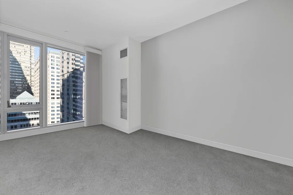 500 Atlantic Ave, Waterfront