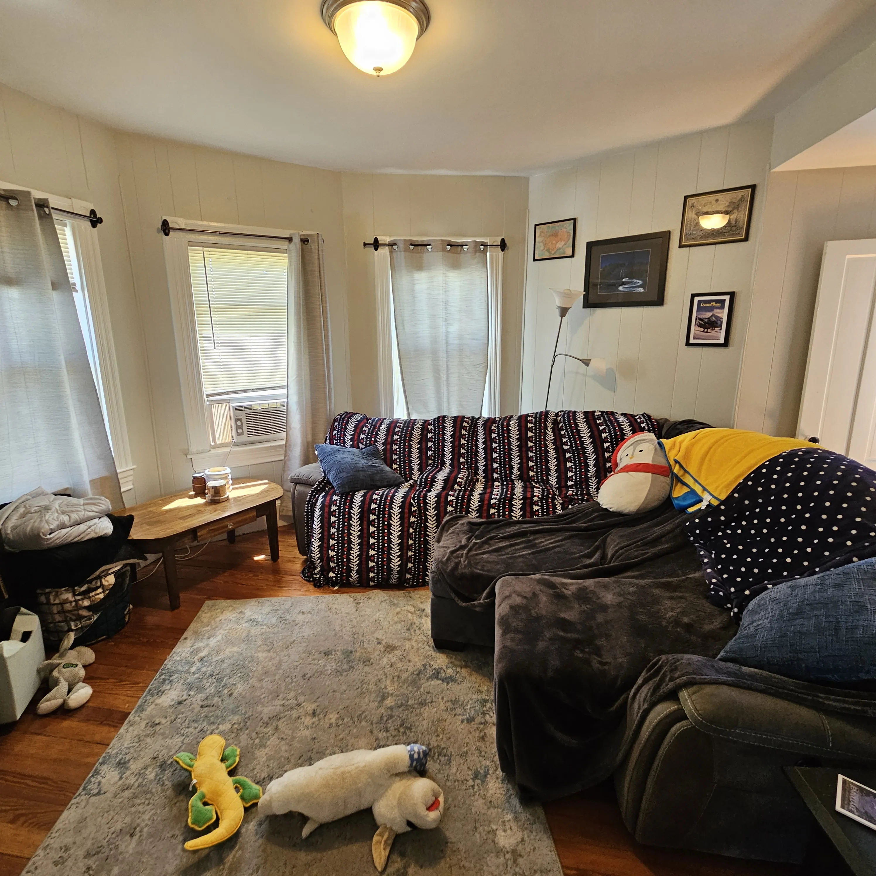 544 Trapelo Rd, Belmont