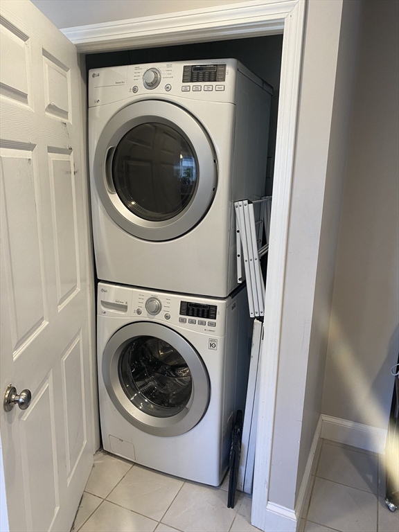 129 Brooks St, Oak Square