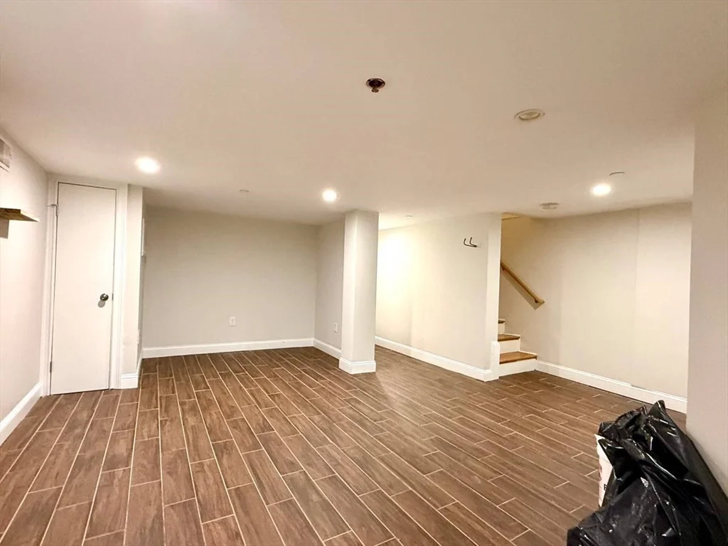 17 Plymouth St, Kendall Square