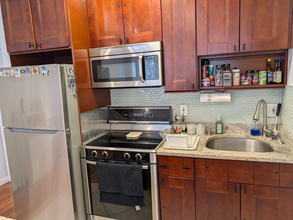 15 University, Brookline