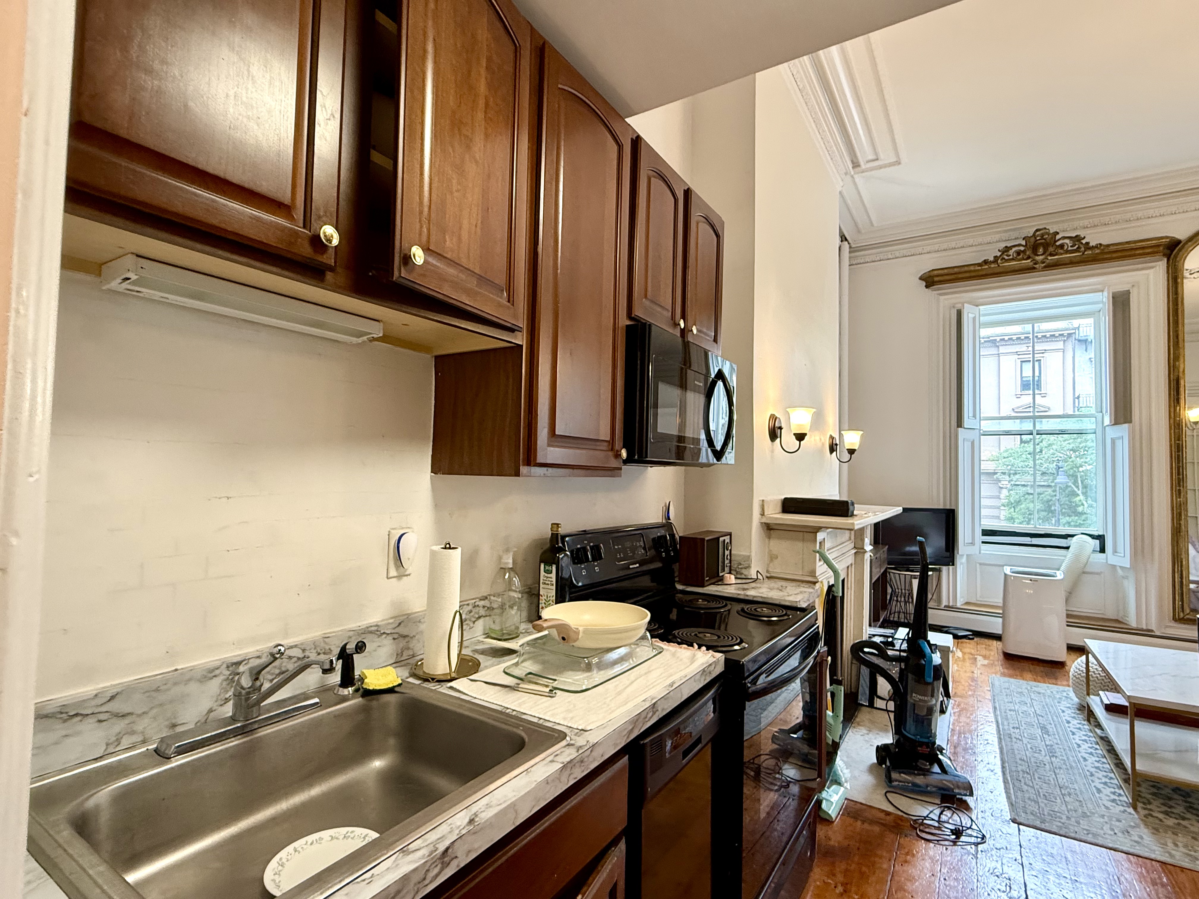 141 Beacon St, Back Bay