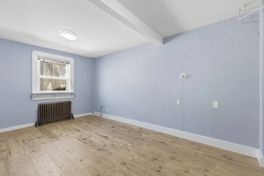 48 Walker St, Falmouth (village)