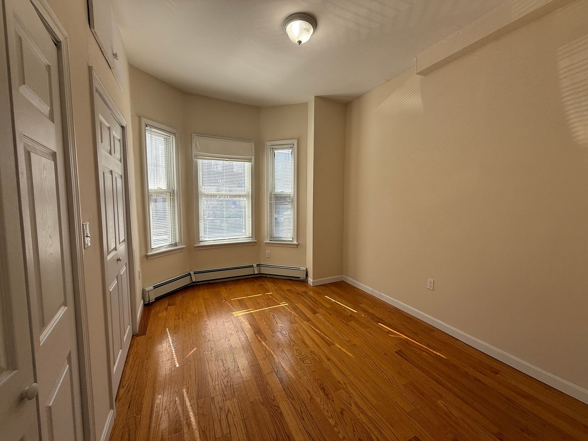 16 Chelsea St, East Boston