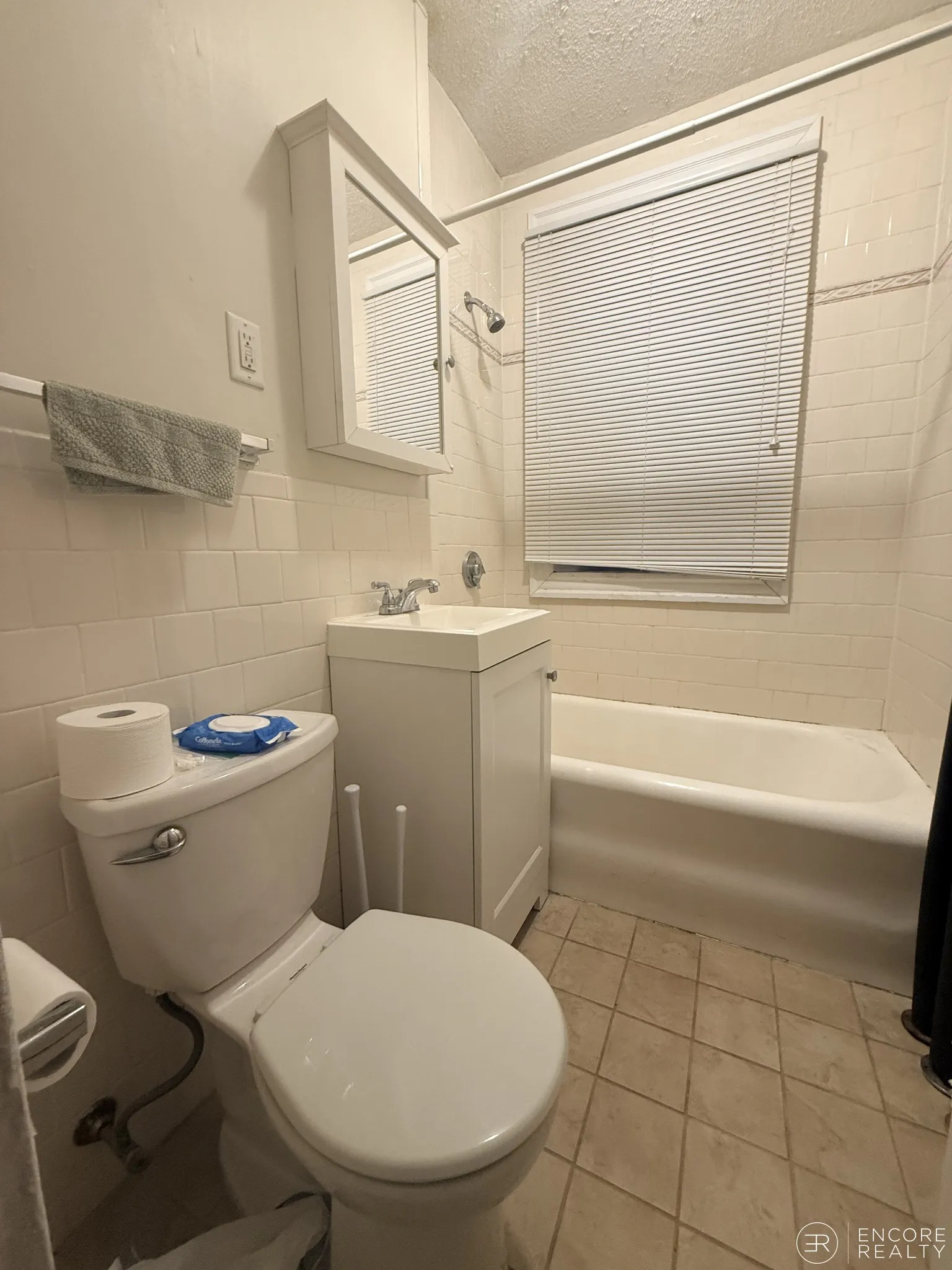 118 Riverway, Longwood