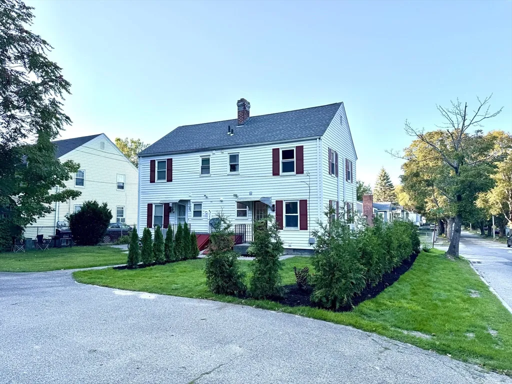 84 Reed St, West Side