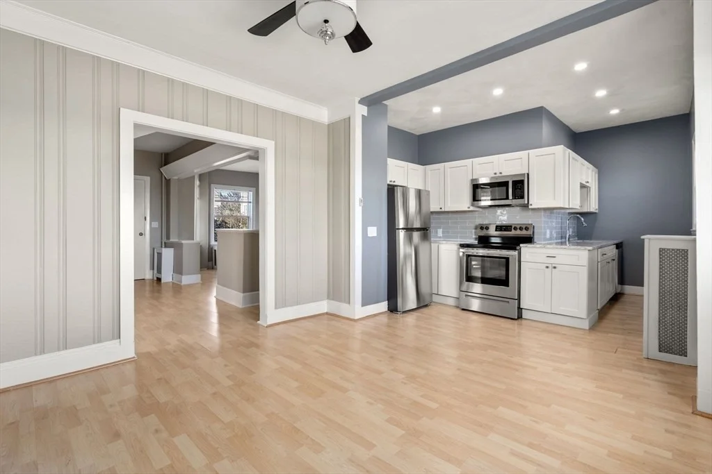 73 Grovers Ave, Winthrop