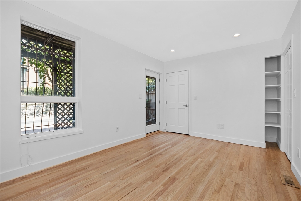 131 Warren Ave, South End