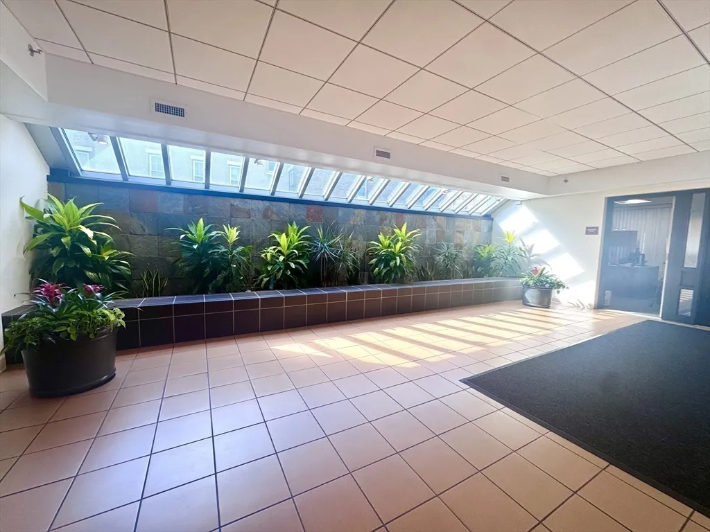 133 Park St, Coolidge Corner