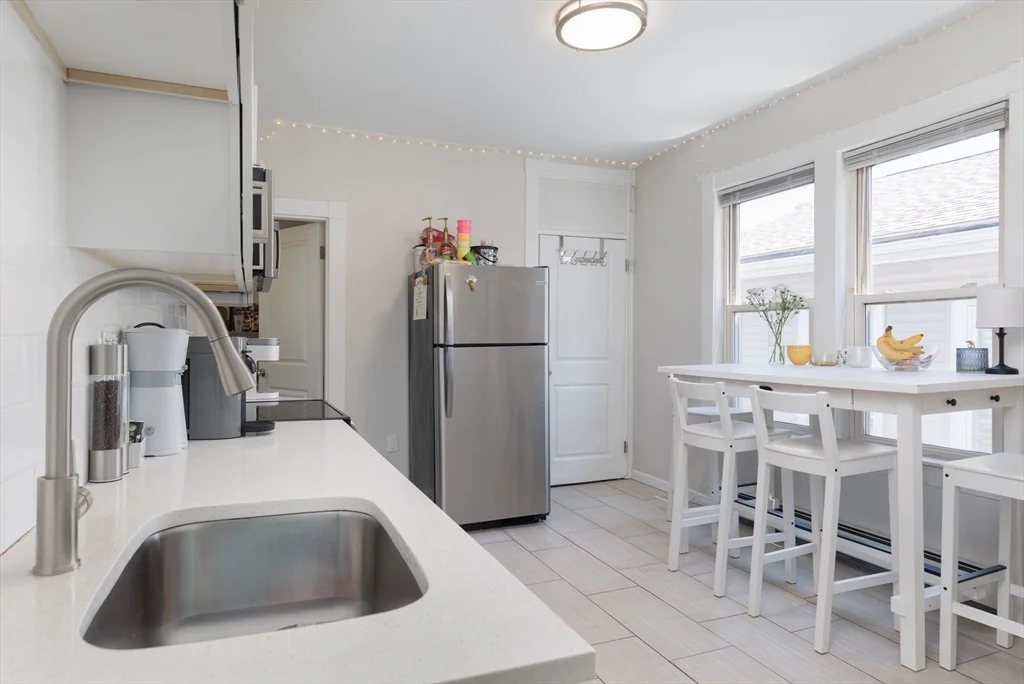 420 E 6th, South Boston