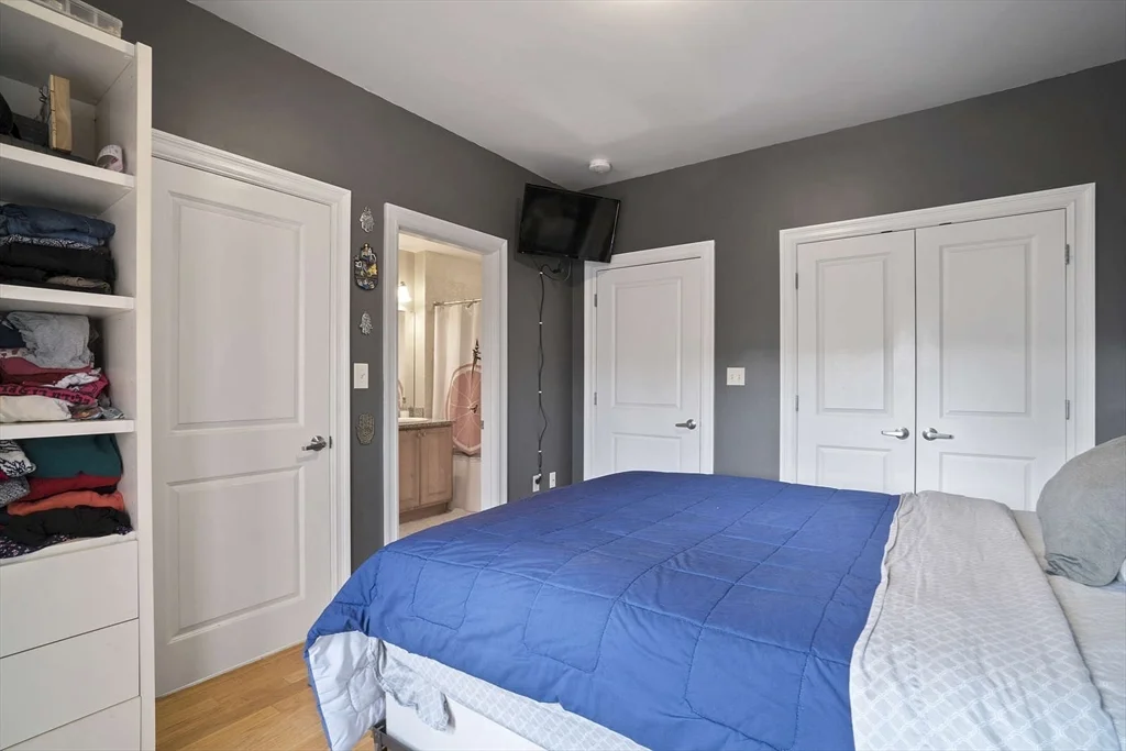 1723 Washington St, South End