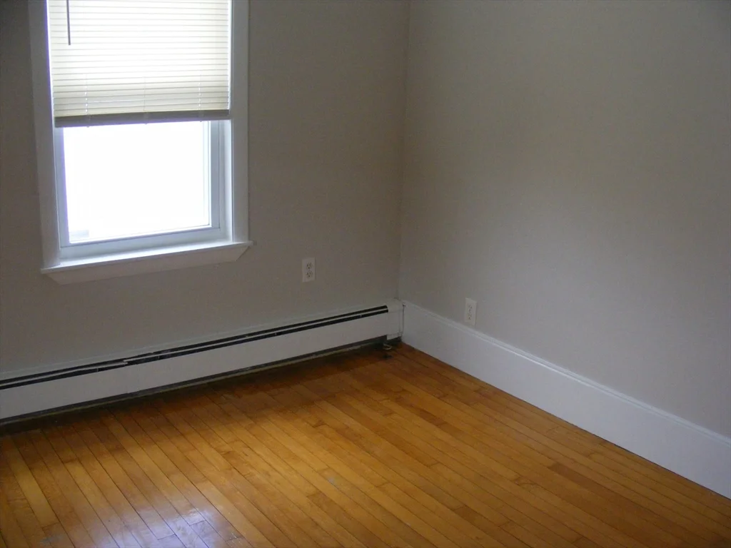 53 Marshall St, Medford