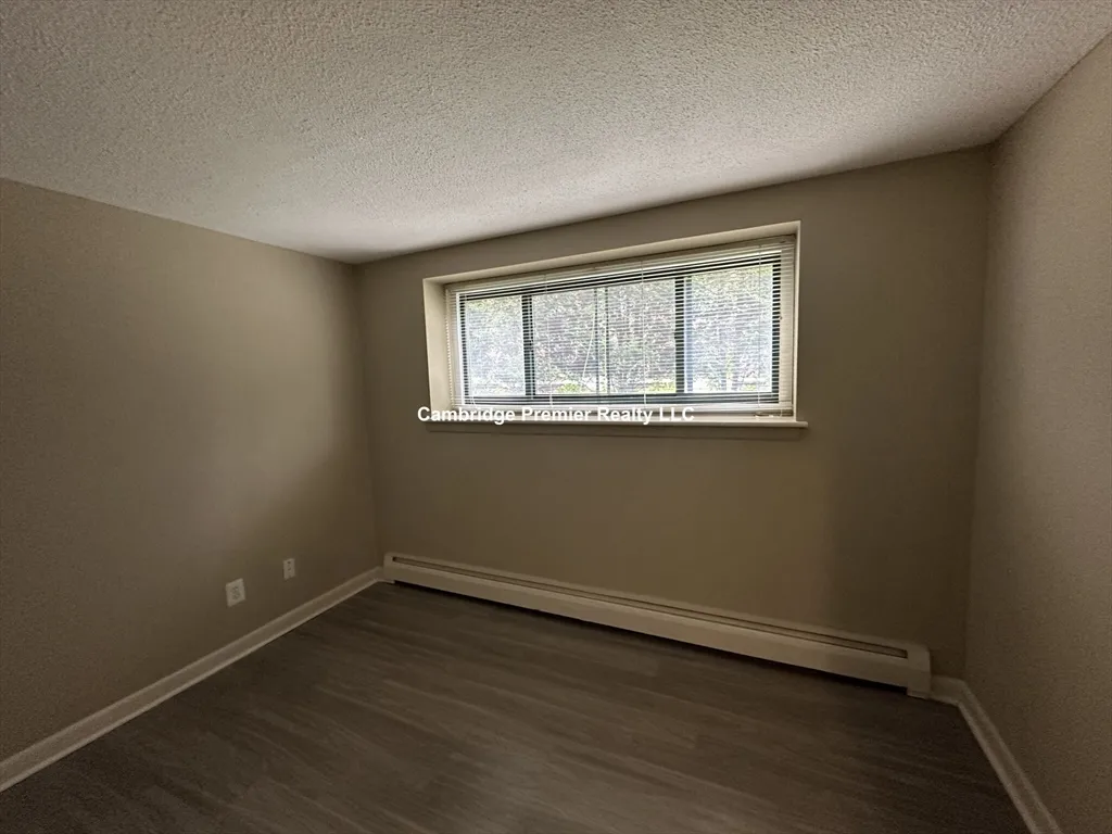 375 Harvard St, Mid-Cambridge