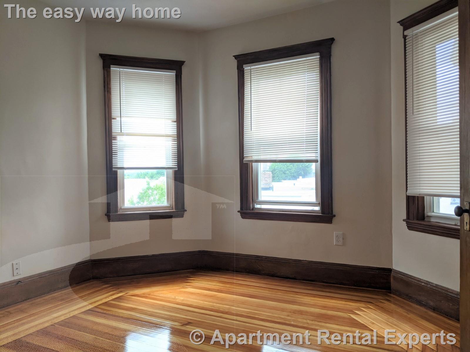 7-9 Belknap St, Teele Square