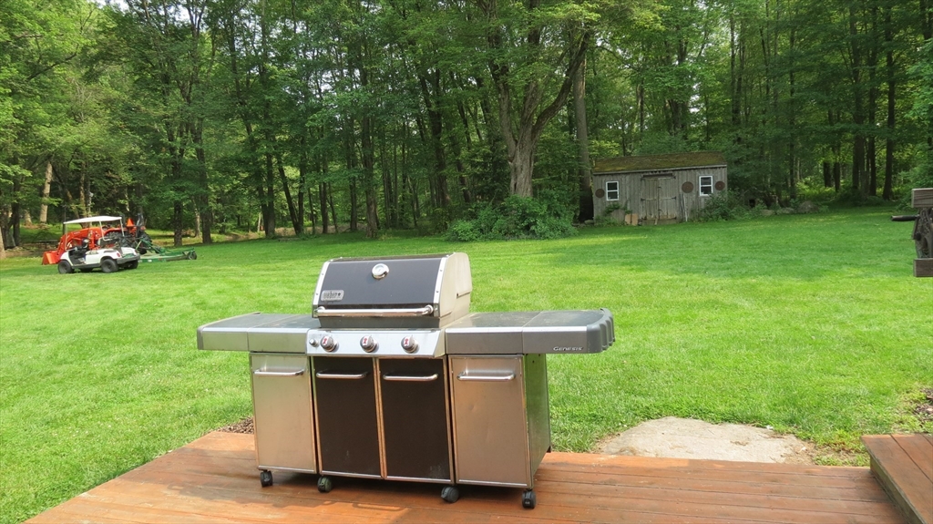 23 Archelaus Pl, West Newbury