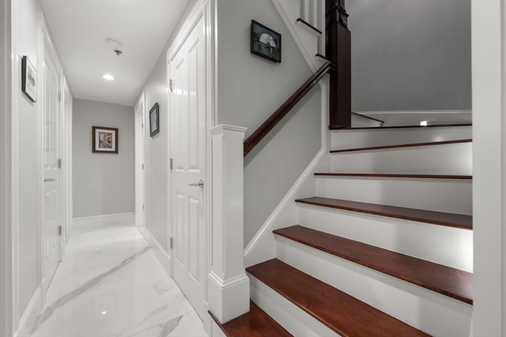 61 Saint Botolph St, Back Bay