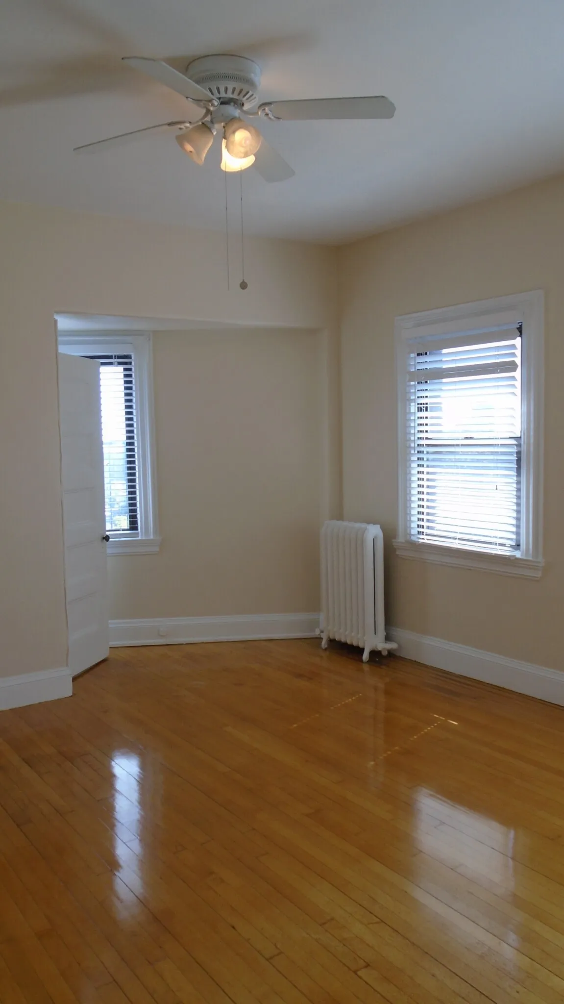 1470 Beacon St, Corey Hill