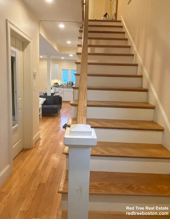 3 Griggs Pl, Allston