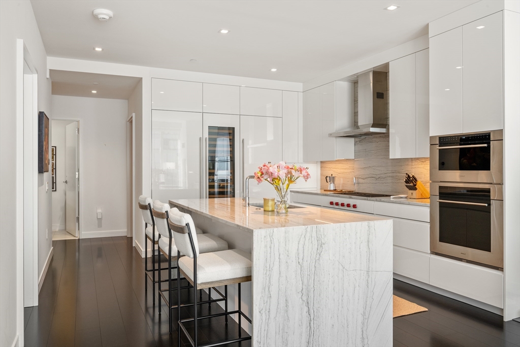 150 Seaport Blvd, Seaport District