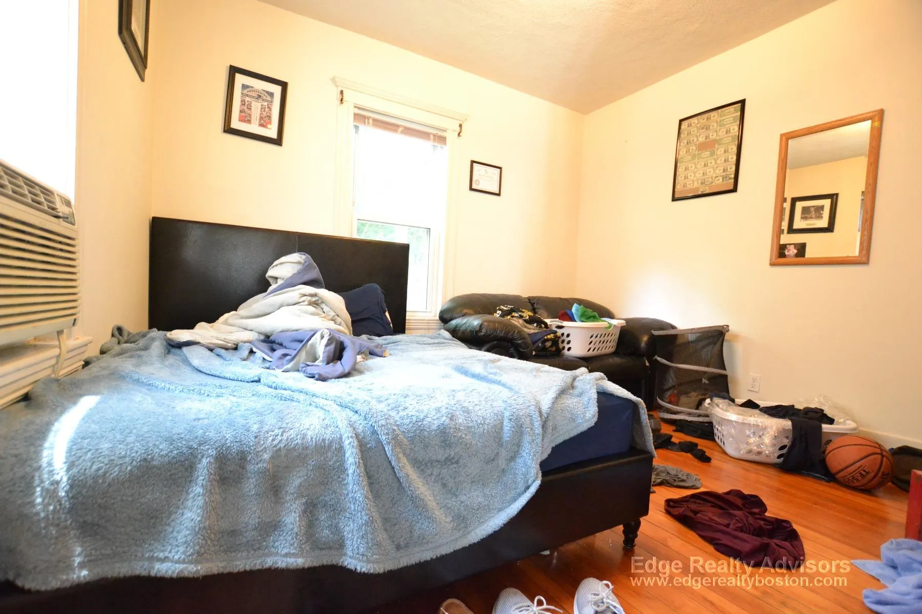 548 Washington St, Brighton