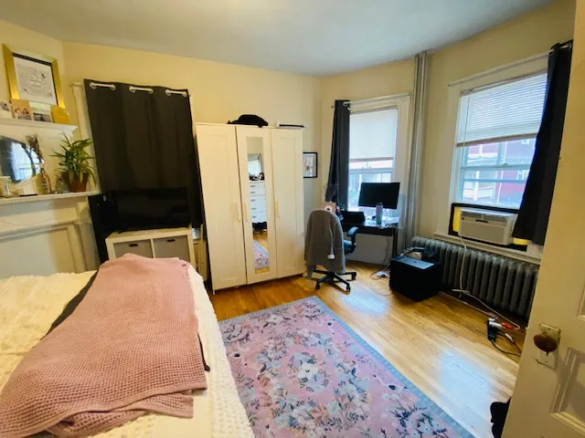 33 Stone Ave, Prospect Hill